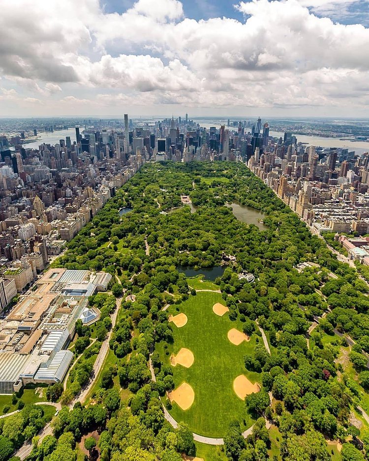 New York, New York. Photo via @killahwave #viewingnyc #newyork #newyorkcity #nyc