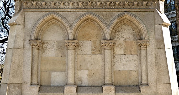 Joan of Arc 532 | <a href="http://www.pinterest.com/arrington0375/" rel="nofollow"> PINTEREST </a><a href="http://instagram.com/nathansartandphotography" rel="nofollow"> INSTAGRAM</a> <a href="http://nathanarrington.tumblr.com/" rel="nofollow">TUMBLR</a> <a href="https://twitter.com/NathansPhotoArt" rel="nofollow">TWITTER</a> <a href="https://www.facebook.com/pages/Nathan-Arrington-Photography/142941152528713?sk=timeline&amp;ref=page_internal" rel="nofollow">FACEBOOK</a>
----------

Joan of Arc Memorial

sculptor: Anna Vaughn Hyatt Huntington, 1915

architect: John V. Van Pelt
architectural style: Gothic, revival

dedicated: December 6, 1915

Huntington's sculpture is meant to emphasized “the spiritual rather than the warlike point of view.”  The base of the monument contains several limestone blocks from tower in Rouen, where Joan of Arc had been imprisoned.

Riverside Park - Manhattan
Upper West Side
Riverside Drive &amp; 93rd Street
New York, NY

Inscription:
JOAN OF ARC / BORN AT / DOMREMY FRANCE / JANUARY 6TH,1411 / BURNED AT THE STAKE AT / ROUEN, FRANCE / MAY 30TH, 1431/
ERECTED BY / THE JOAN OF ARC STATUE COMMITTEE / IN THE CITY OF NEW YORK 1915.

