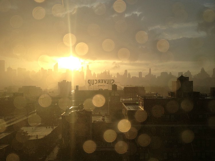 A cool pic I took of NYC a while back....