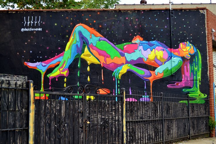 Welling Court: Dasic Fernandez, 9.21.14 | A visit to the Welling Court Mural Project in Queens on 9.21.14. With 5 Pointz gone, Welling Court has become the new graffiti center in the borough. I'll try to include the individual artists, great talent/ work from everyone.