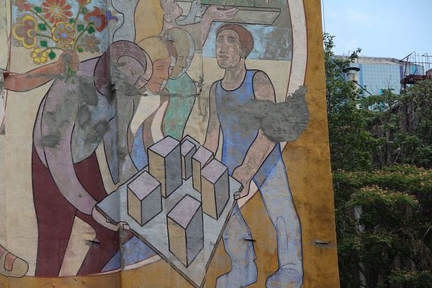 Bottom-right corner of the mural, zoomed in