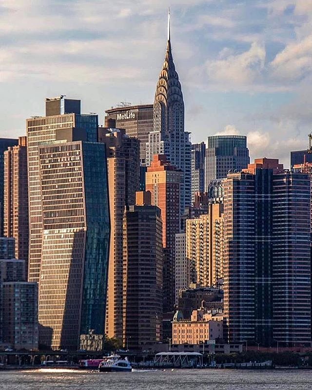 New York, New York. Photo via @newyorkcitykopp #viewingnyc #newyorkcity #newyork