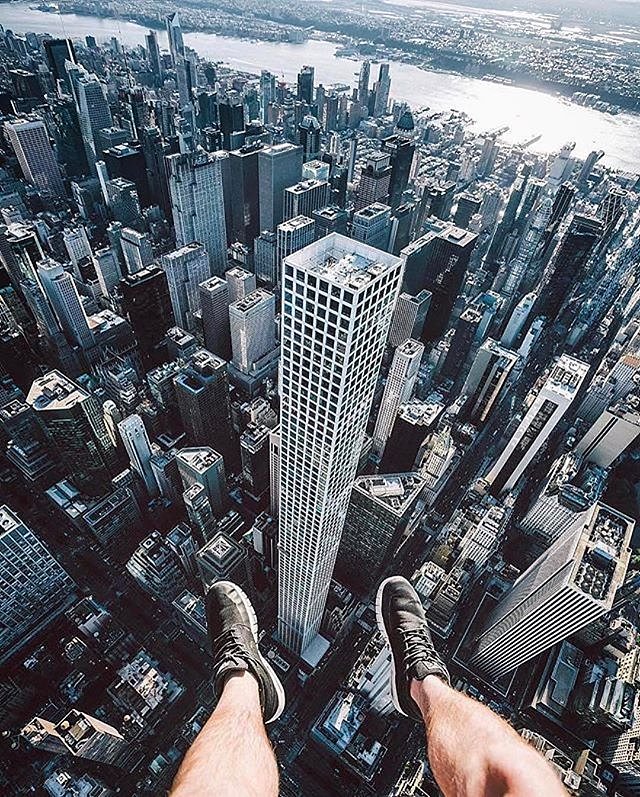 Photo via @mrbenbrown 
#viewingnyc