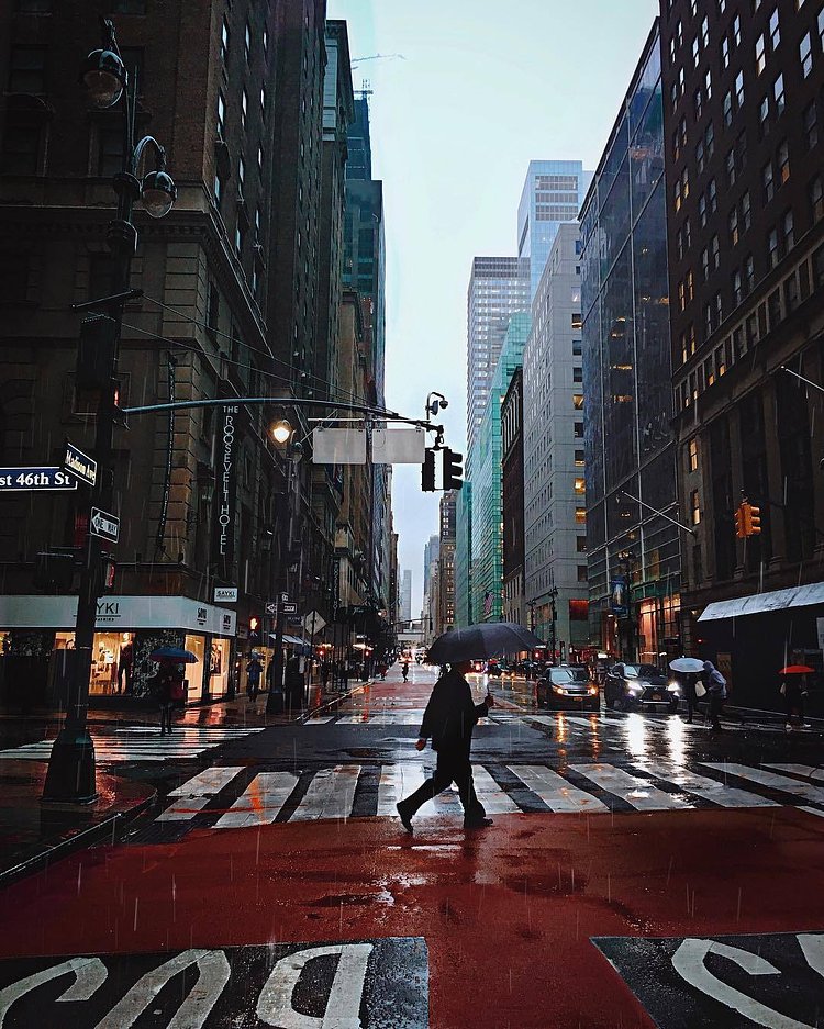 Madison Ave & E 47th St
