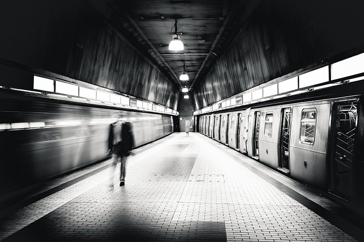 NYC Subway | NYC Subway near JFK airport. Static vs kinetic