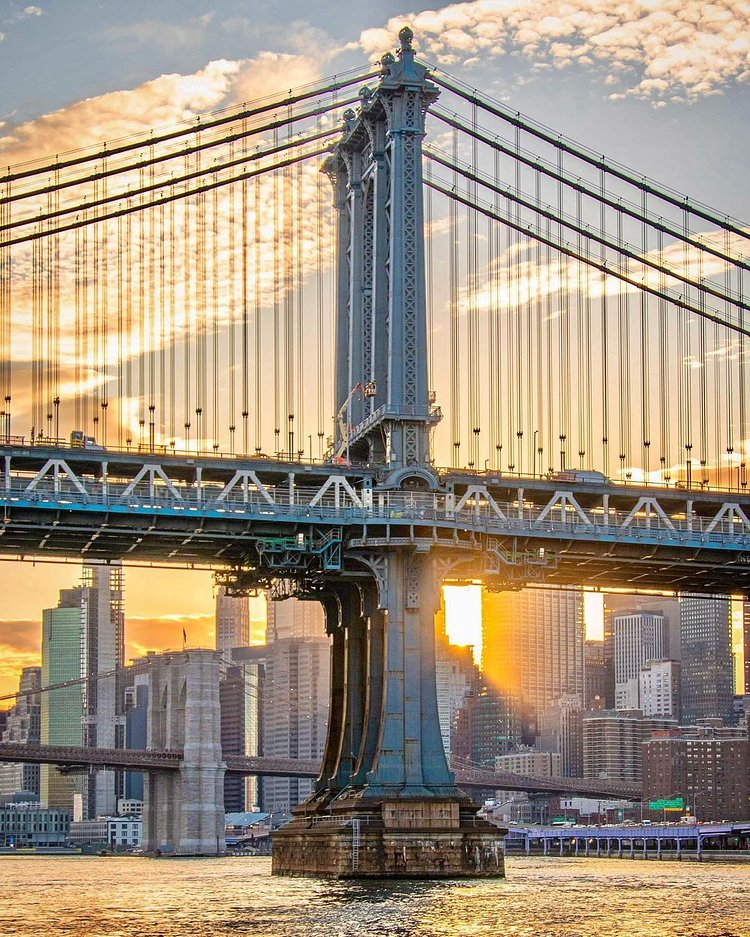 Manhattan and Brooklyn Bridges, New York