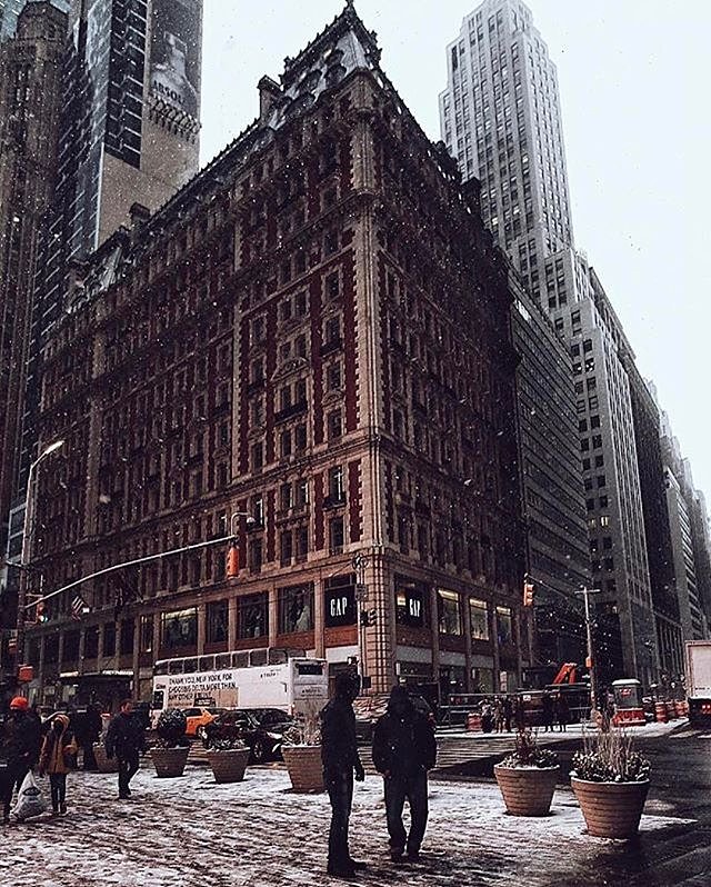 Photo via @fliickman 
Knickerbocker Hotel, Midtown

#viewingnyc