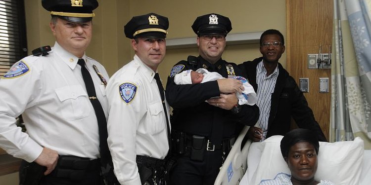 Transit police deliver first baby at new WTC Oculus hub