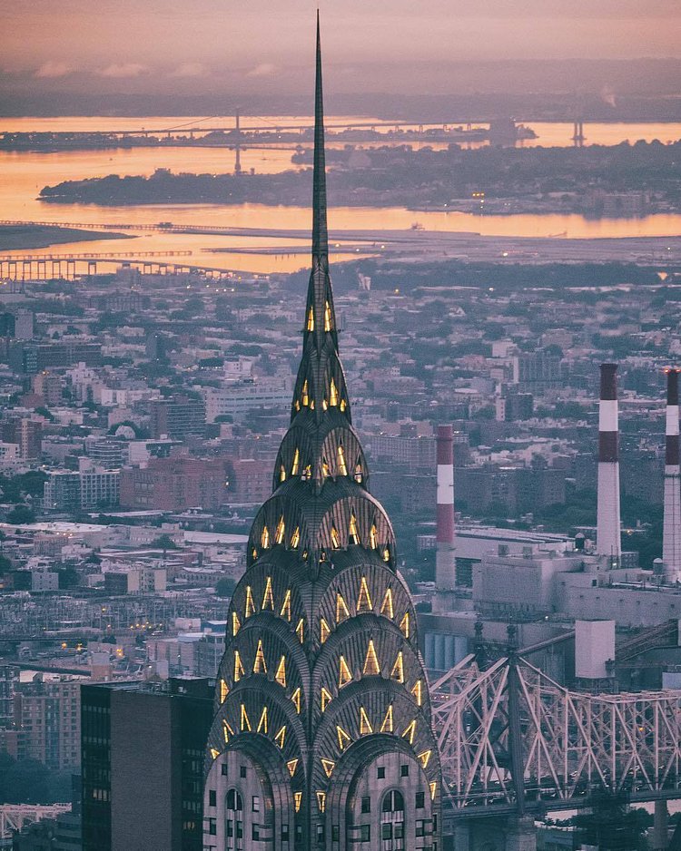 Chrysler Building, New York, New York. Photo via @bklyn_block #newyorkcity #newyork #nyc #viewingnyc #chryslerbuilding #sunrise