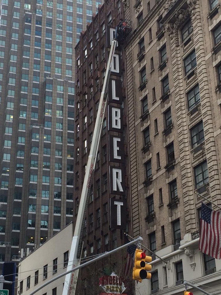 Giant "COLBERT" letters being installed at the Ed Sullivan Theater. Can't wait for this show! http://t.co/V41TSeNM9L