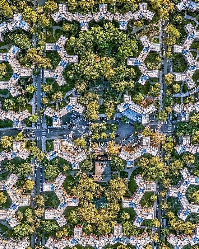 Queensbridge Houses, Long Island City, Queens