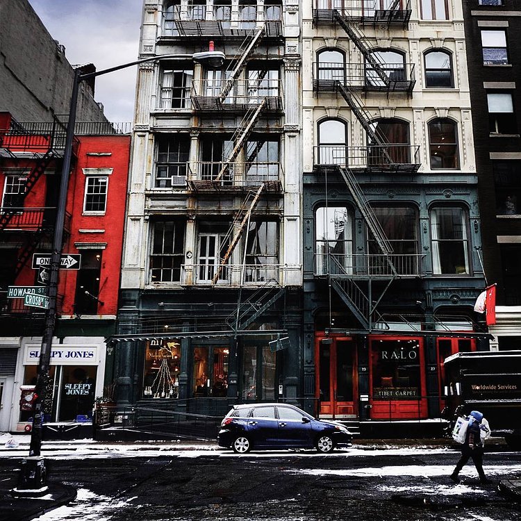 Somewhere in SoHo. 
#nyc #newyork #manhattan #newyorkcity #ny #usa #nature #centralpark #beatiful #timessquare #brooklynbridge #нй #ньюйорк #сша #природа #манхэттен #dumbo #highline #soho #sunset #небо #coneyisland #закат #empirestateofmind #gotham #bigapple #iloveny #winter