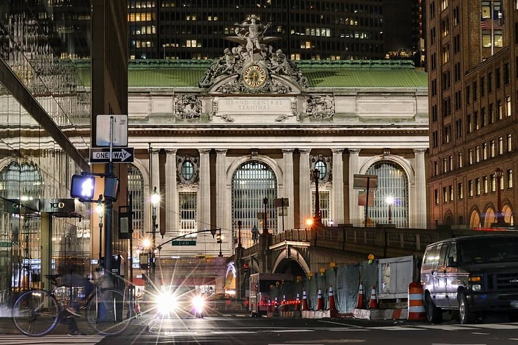 Grand Central Terminal from 40th and Park