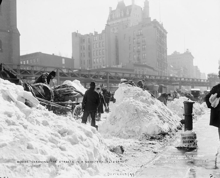 1899 Cleaning up after New York’s blizzard of 1899 photo Detroit Publishing