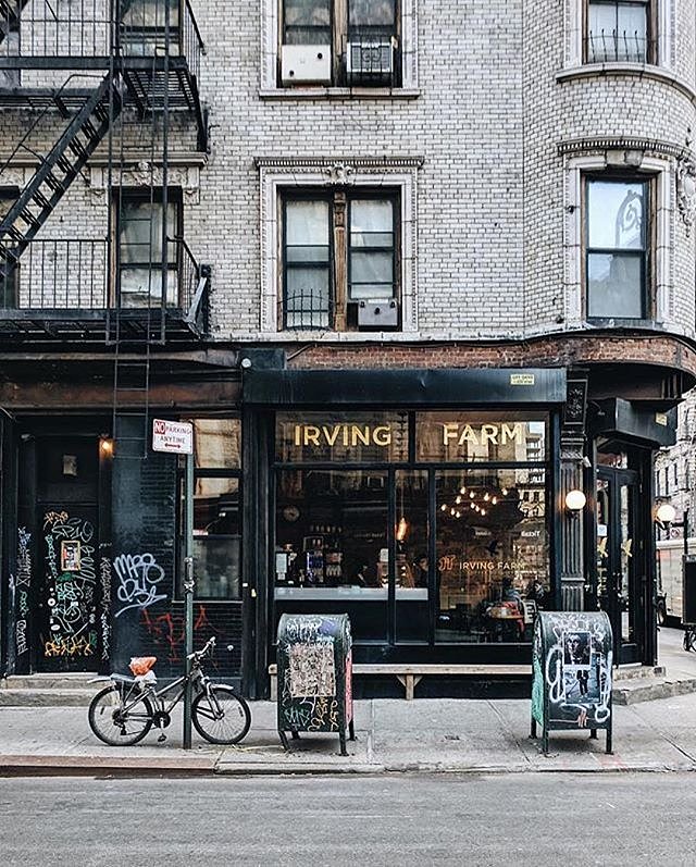 Lower East Side, Manhattan. Photo via @heydavina #viewingnyc