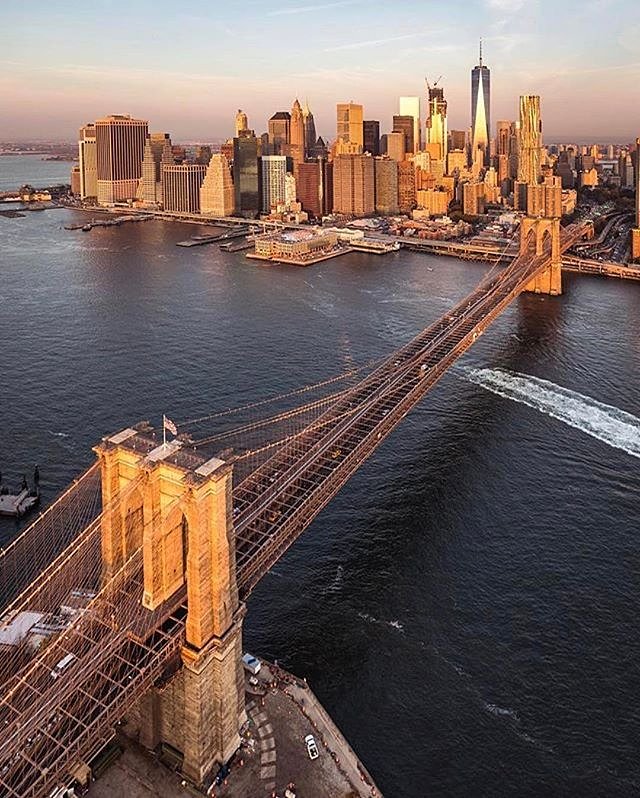 Photo via @craigsbeds 
#viewingnyc