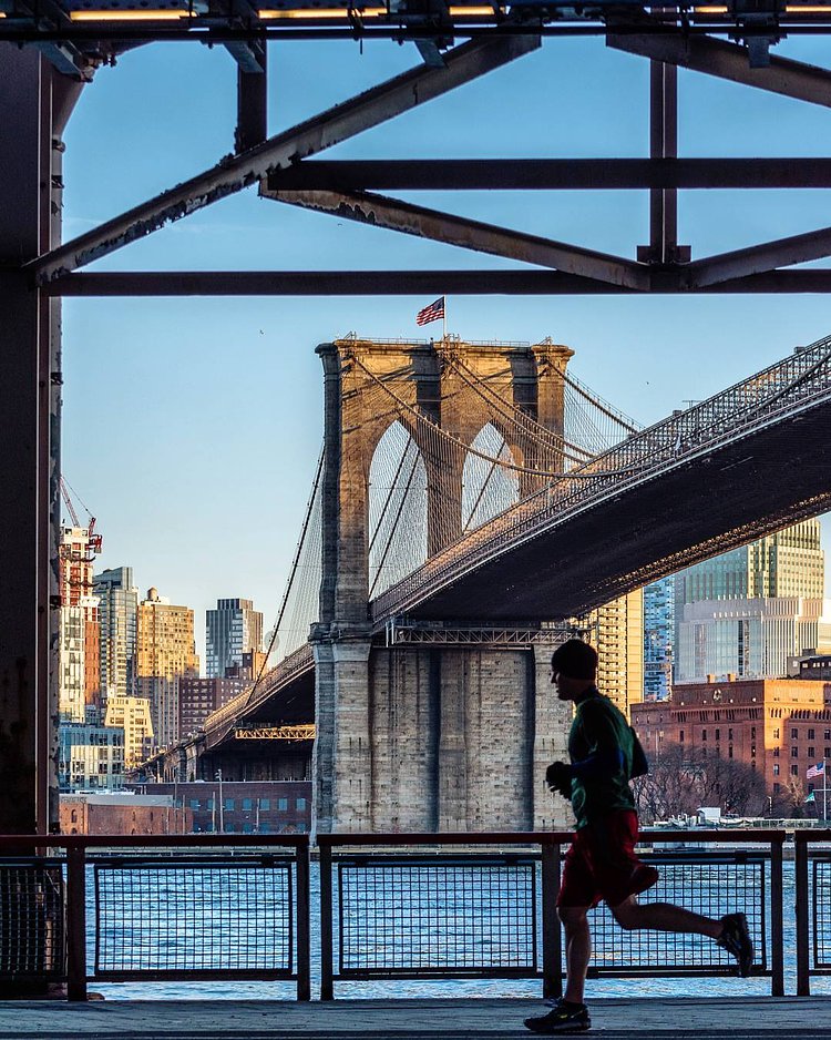 First day in NYC 🗽 Running at Brooklyn Bridge 🌉 #NewYork
