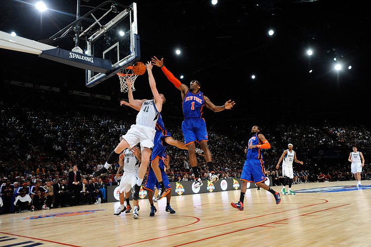 New York Knicks v Minnesota Timberwolves | New York Knicks v Minnesota Timberwolves
Amar'e Stoudemire and Kevin Love

Follow me at: <a href="http://twitter.com/toksuede" rel="nofollow">twitter.com/toksuede</a>
Please check out my site: <a href="http://www.ryusha.com" rel="nofollow">Ryu Sha</a>
If you want to learn more about how to shoot sports photography, please visit <a href="http://www.biglensfastshutter.com" rel="nofollow">Big Lens Fast Shutter</a>