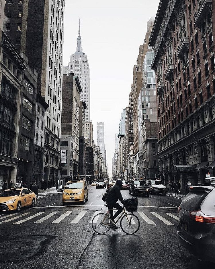 The big streets of New York 🌁🗽 #newyorker

captured by @eatprayjason