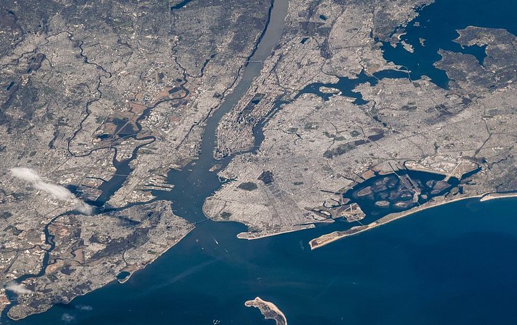 The Empire City, all five boroughs fully in view. Manhattan, Bronx, Queens, Brooklyn, Staten Island. https://t.co/VCxtTqH7MS