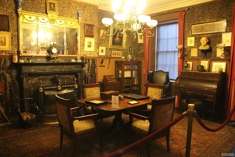 Edwin Booth's Private Room