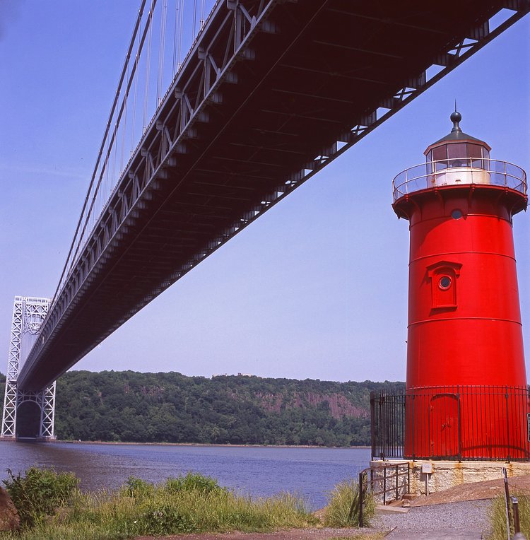 Little Red Lighthouse and George Washington Bridge