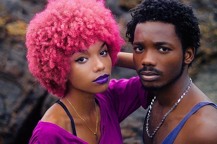 FEATURE: Check out the natural (and vibrantly colored) hair textured lovelies featured by Chico Ramalho (@r4malho), a Brazilian editorial and lifestyle photographer.
See more photos —> http://www.afropunk.com/profiles/blogs/feature-check-out-the-natural-hair-textured-lovelies-featured-by
pictured: Models: Luisa Lua and Teteu Salles