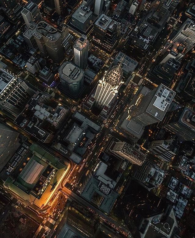 Photo via @clearbluskyes 
#viewingnyc