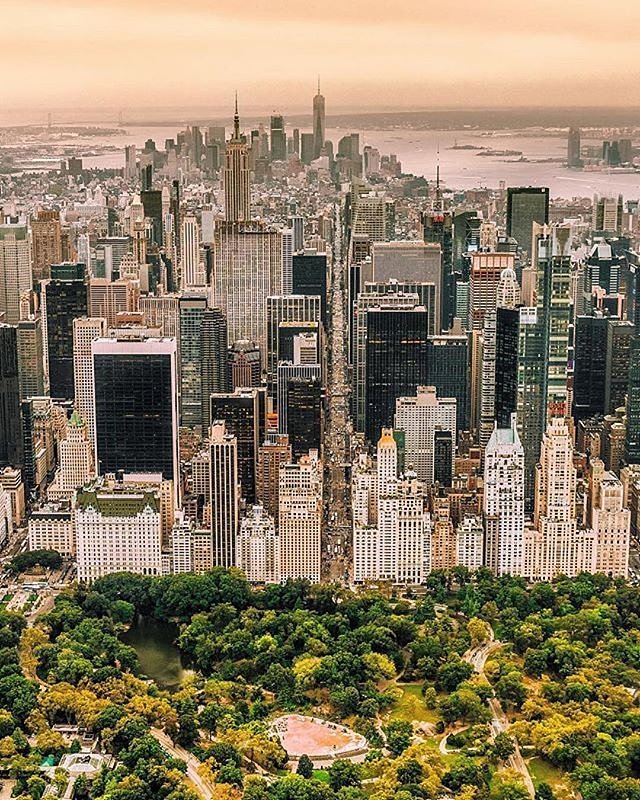 New York, New York. Photo via @mc_gutty 
#viewingnyc #newyorkcity #newyork #nyc