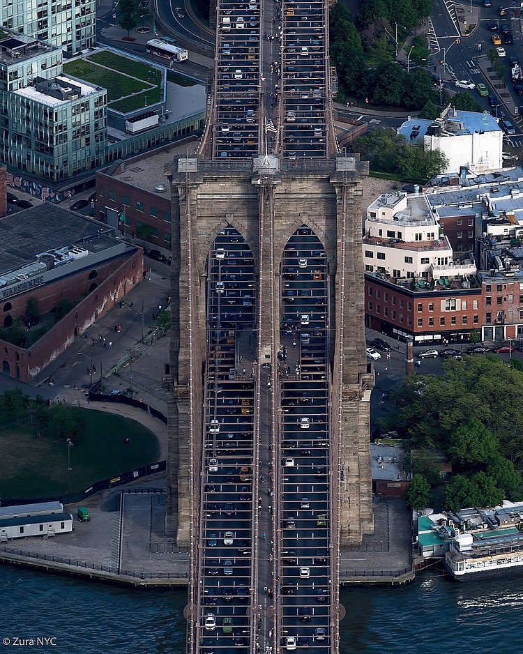 Brooklyn Bridge, New York. Photo via @zura.nyc #viewingnyc #newyork #newyorkcity #nyc #brooklynbridge #brooklyn