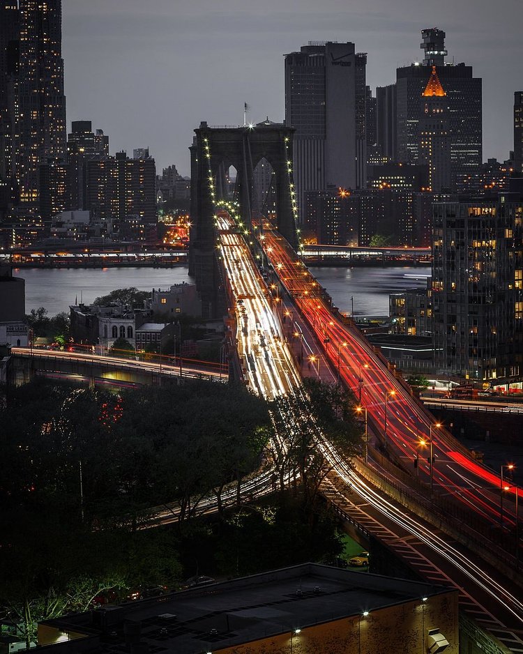Brooklyn Bridge, New York