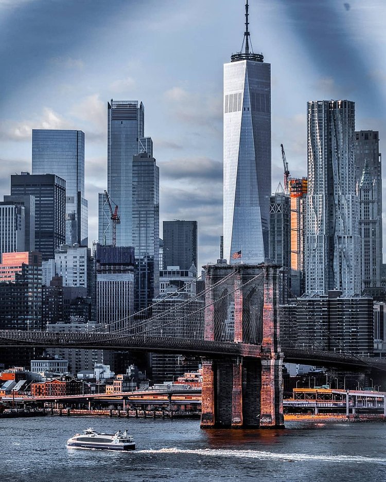 Lower Manhattan from Manhattan Bridge