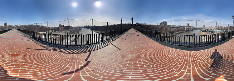 360&deg; Photo of High Bridge