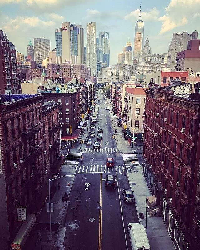 Lower Manhattan from Manhattan Bridge, New York. Photo via @coneybeare #viewingnyc #newyorkcity #newyork