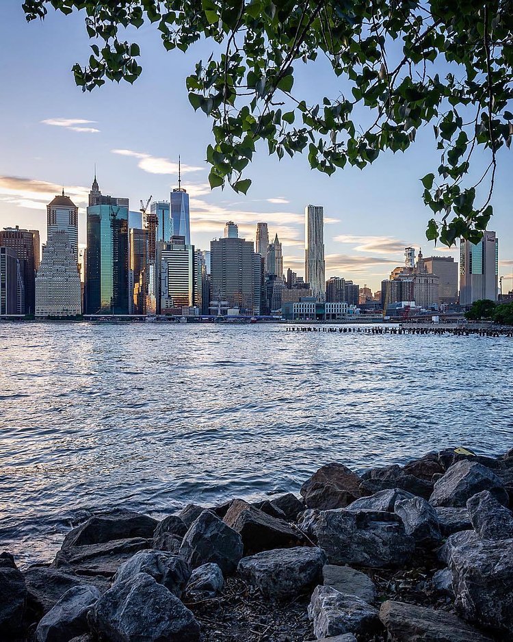 New York, New York. Photo via @dario.nyc #viewingnyc #newyork #newyorkcity #nyc
