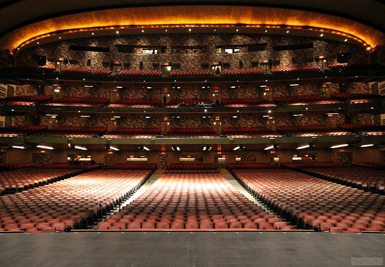 Radio City Music Hall | Built in 1932, Radio City Music Hall is a prime example of art deco architectural style that has withstood the test of time. With tons of gold, reflective surfaces and geometric design, walking through the venue is a bit like stepping back in time. Most of the fixtures, furniture and ornamentation are original, and any replacements are exact replicas of how the theater looked 80 years ago.

Read more here: <a href="https://viewing.nyc/i-braved-a-walkthrough-of-radio-city-music-hall-meant-for-tourists/" rel="nofollow">viewing.nyc/i-braved-a-walkthrough-of-radio-city-music-ha...</a>