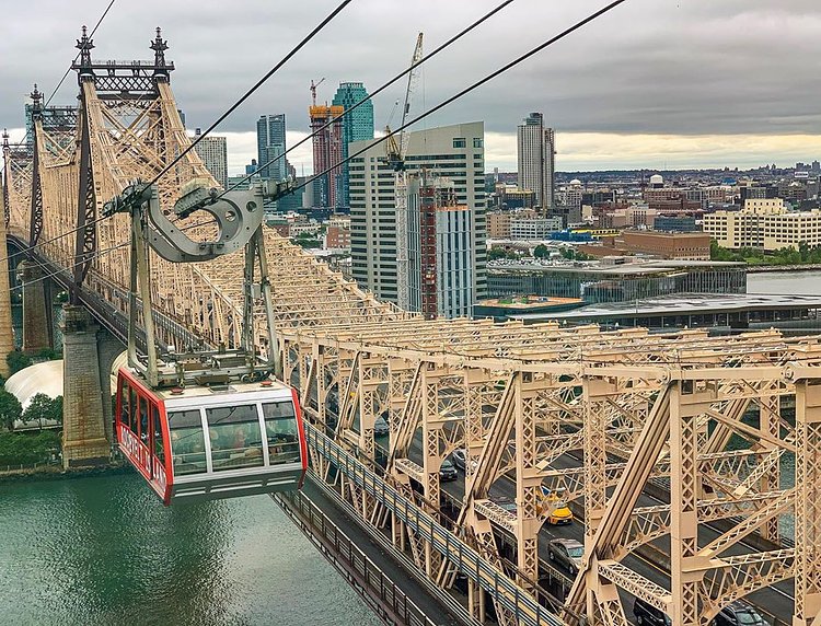 Roosevelt Island Tram and Queensboro Bridge