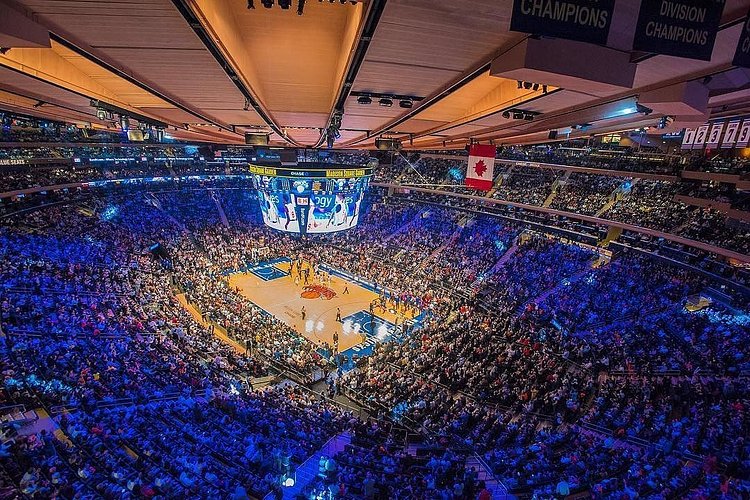 Photo via @camilleschaer 
#viewingnyc