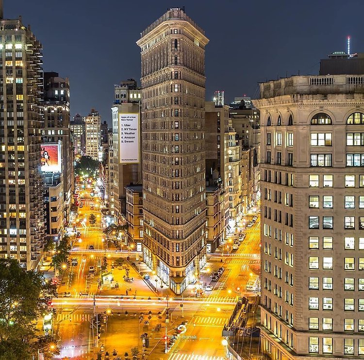 Photo via @vikvik7 
#viewingnyc