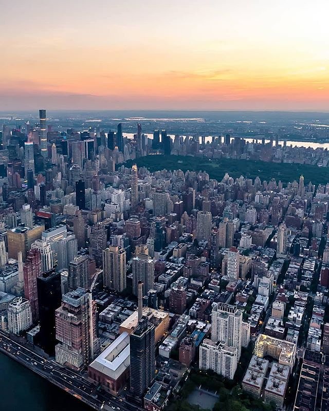 New York, New York. Photo via @killahwave #viewingnyc #newyork #newyorkcity #nyc