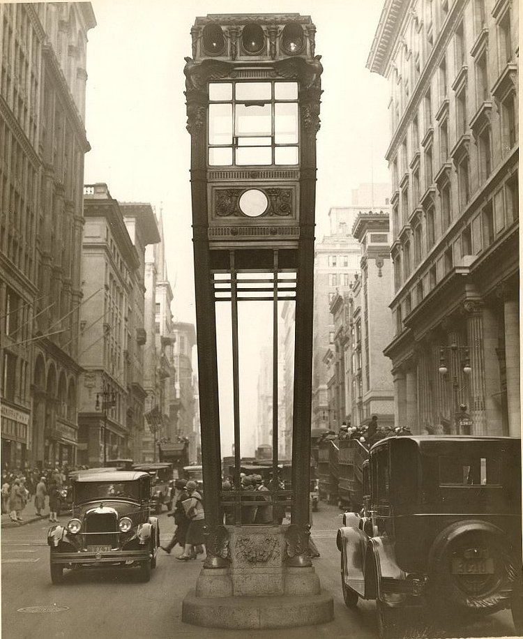Traffic Signal –  Fifth Avenue and 34th Street, 1922