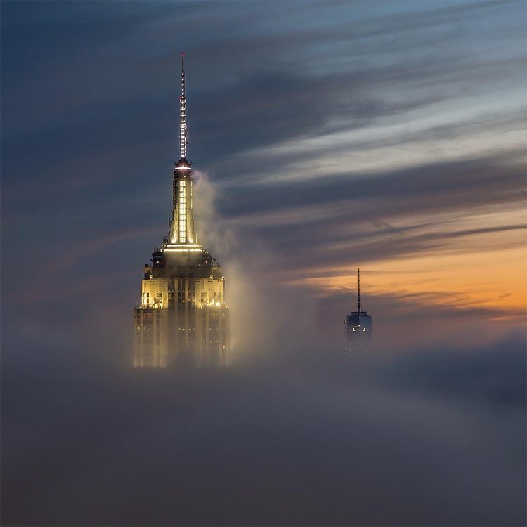 #buildingstylesgf #ic_thecity  #splendidurban #ig_nycity #icapture_nyc  #igersofnyc #instagramnyc #imagesofnyc  #wildnewyork #TopNewYorkphoto #city_of_newyork #made_in_ny #nycaperture #nycdotgram #nyc #photowall #greatshotz #igglobalclub #phototag_it  #top_masters #photowall #nyc #newyork #newyear #newyorkcity  #nycprimeshot  #nbc4ny #EmpireStateBuilding # #OneWorldTrade #karl