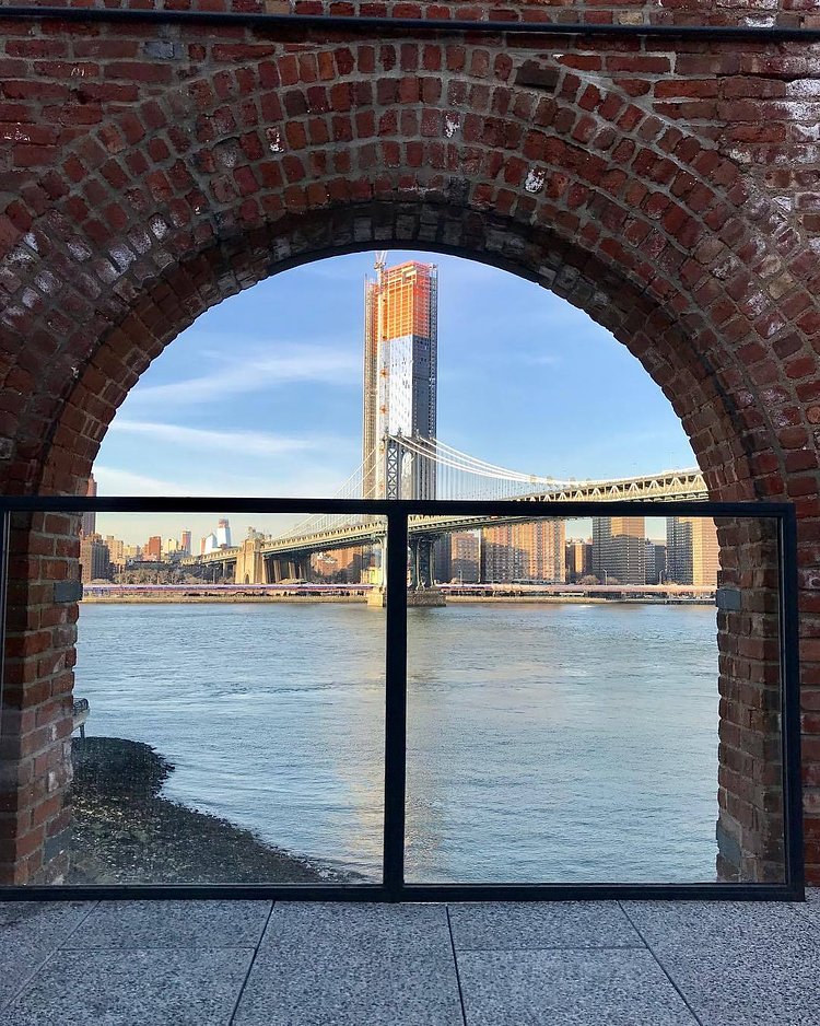 Looking at East River with Manhattan Bridge from Dumbo, Brooklyn