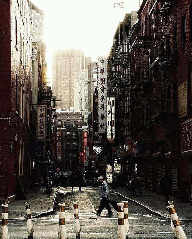 Photo via @lower.east.side_ 
#viewingnyc