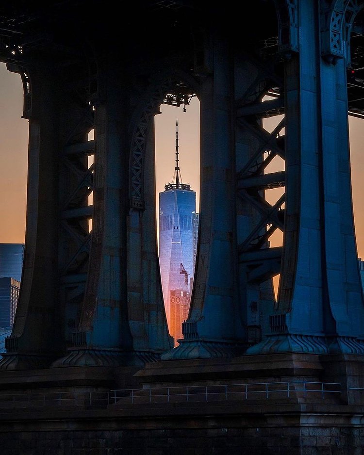 One World Trade Center through Manhattan Bridge.