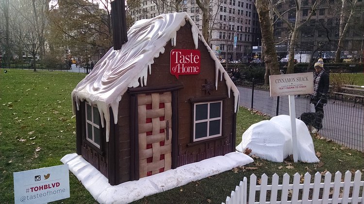 Gingerbread Boulevard, Madison Square Park