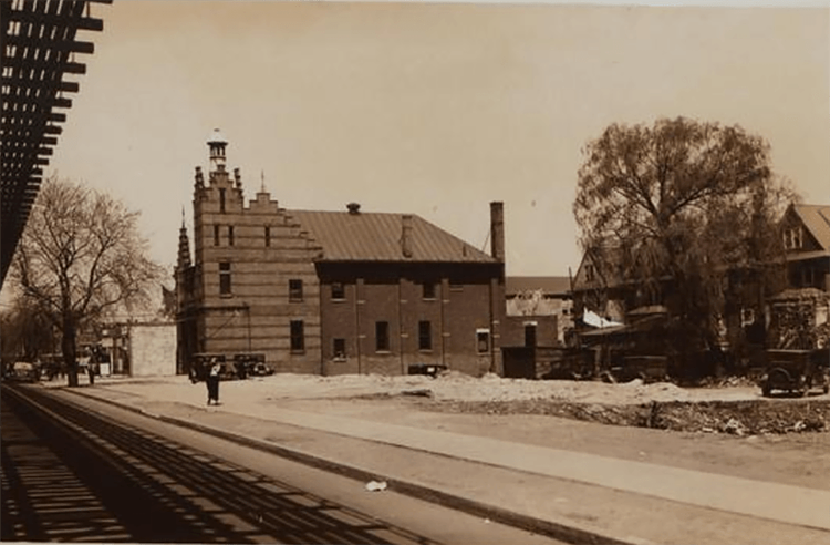 86th Street between 25th and 25th Avenues, with the elevated BMT line visible in the lefthand corner of the photo, 1935.
