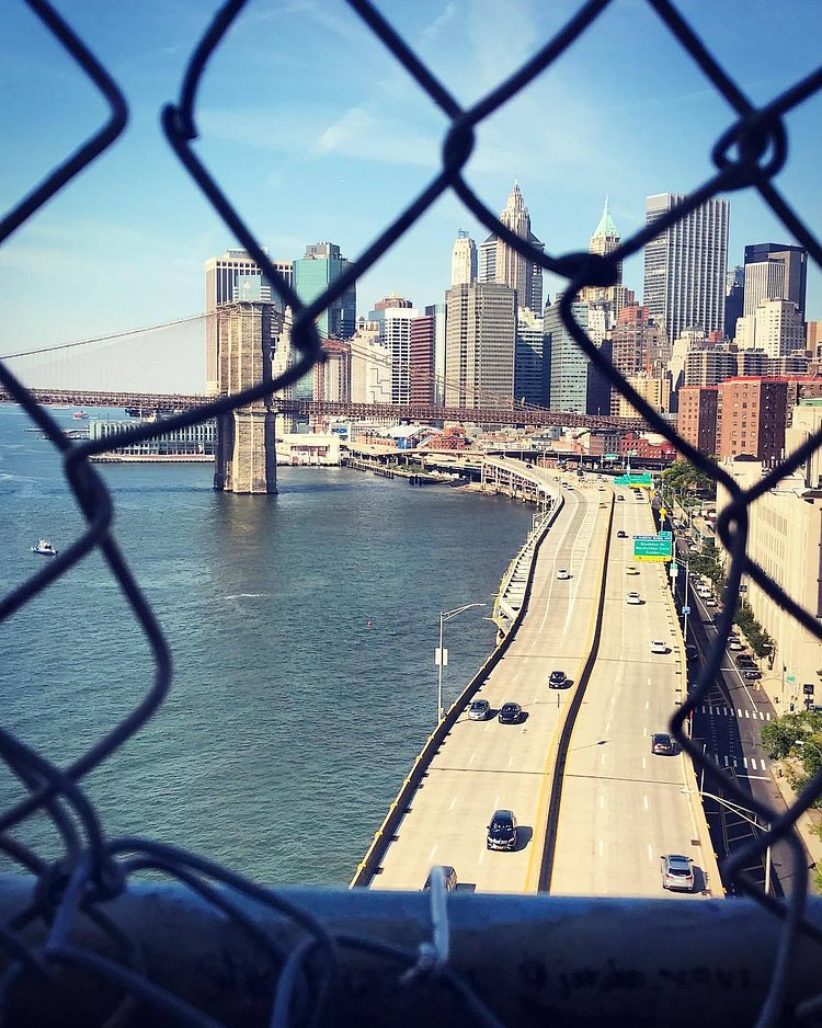 Lower Manhattan as seen from Manhattan Bridge