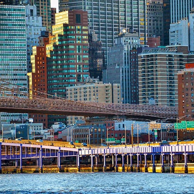 East River, Brooklyn Bridge, and Lower Manhattan