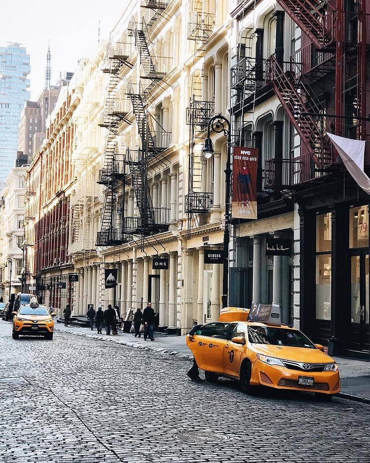 Cast iron & Cobblestones ~ the streets of #SoHo 🚕